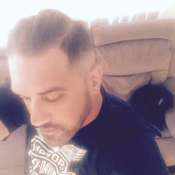 Meet your Posher, Sean - Picture 1 of 1